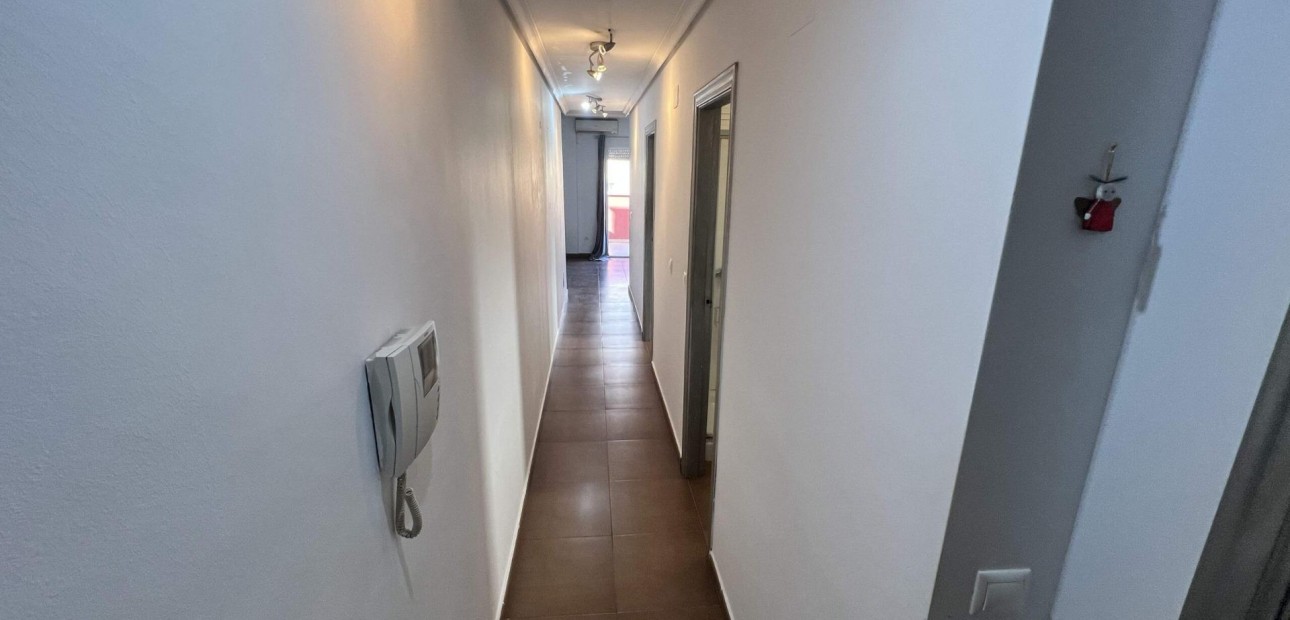 Herverkoop - Appartement / flat -
Torrevieja - torrevieja