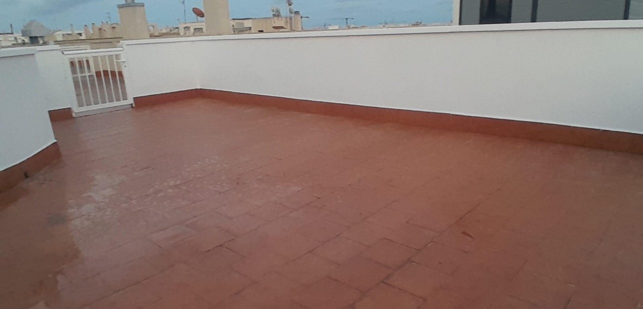 Herverkoop - Appartement / flat -
Torrevieja - torrevieja