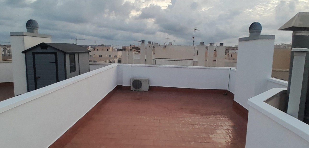 Herverkoop - Appartement / flat -
Torrevieja - torrevieja