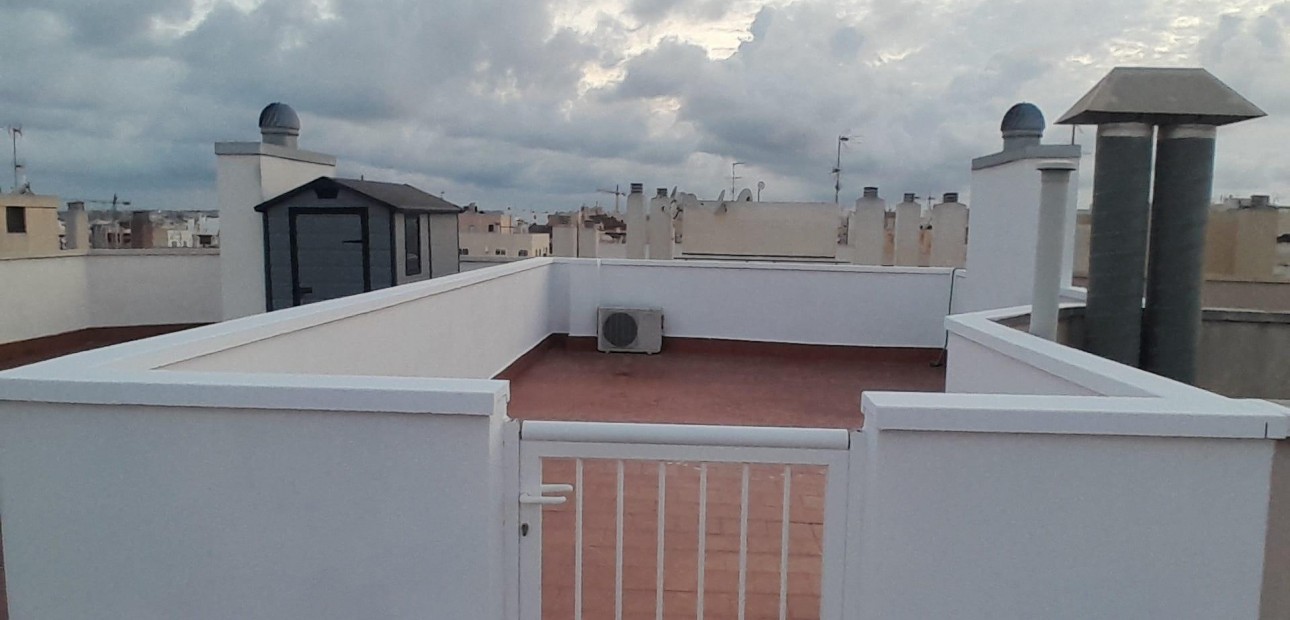 Herverkoop - Appartement / flat -
Torrevieja - torrevieja