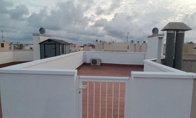 Herverkoop - Appartement / flat -
Torrevieja - torrevieja