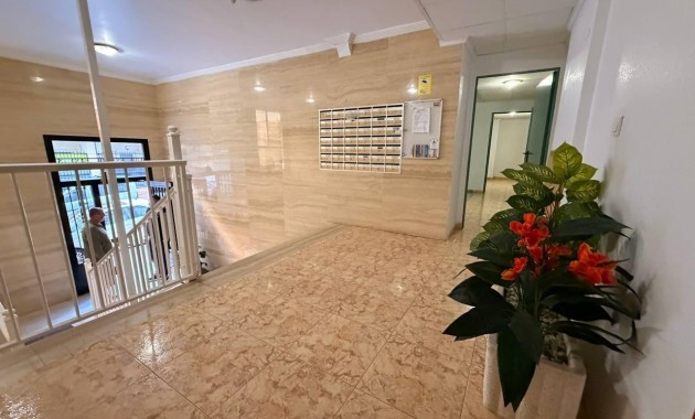 Venta - Apartamento / piso -
Torrevieja - Acequion