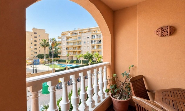 Venta - Apartamento / piso -
Torrevieja - Los Frutales