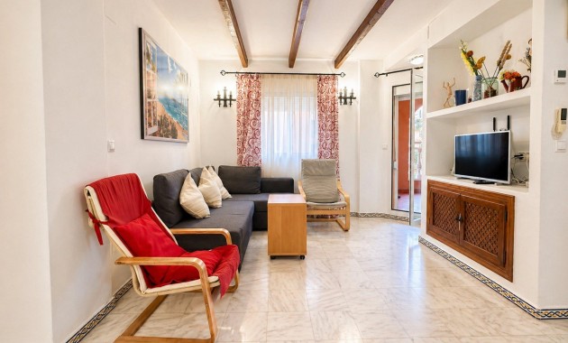 Venta - Apartamento / piso -
Torrevieja - Los Frutales