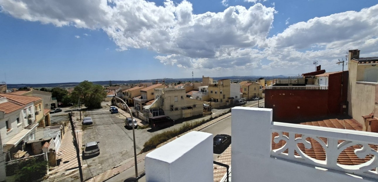 Venta - Adosado -
La Marina - La Marina - Urbanization