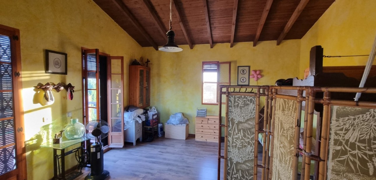 Venta - House -
Orihuela - Benferri
