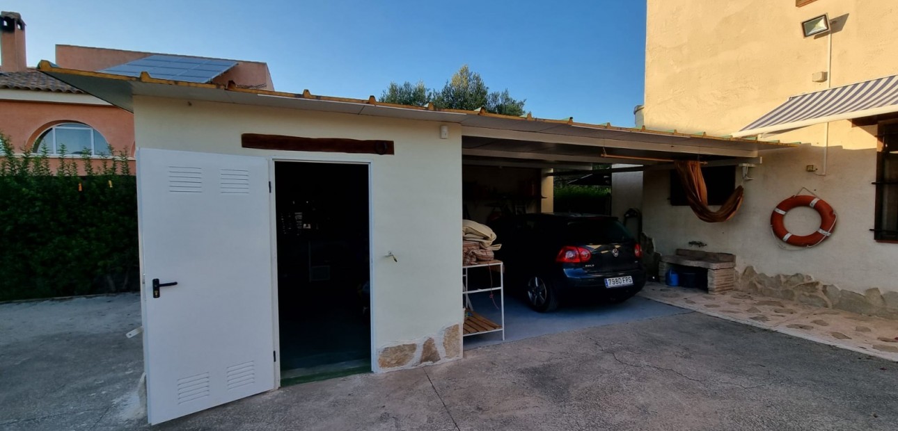 Venta - House -
Orihuela - Benferri
