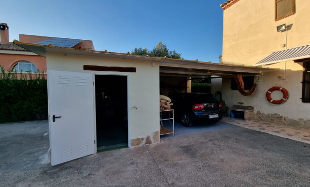 Venta - House -
Orihuela - Benferri