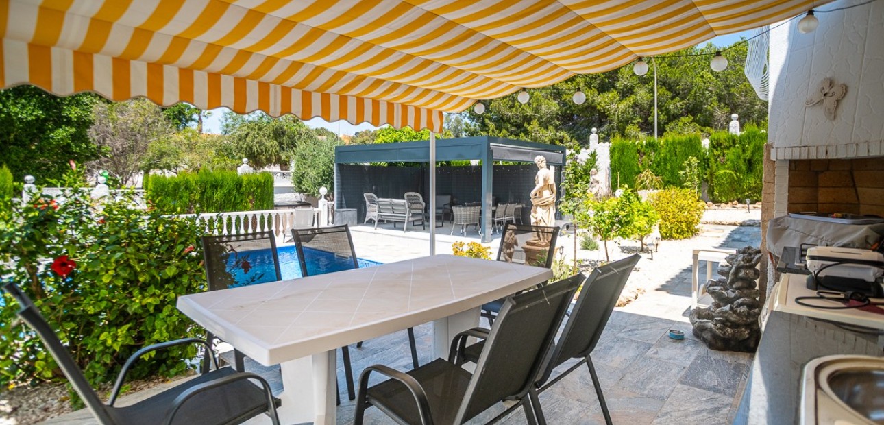 Herverkoop - House -
La Marina