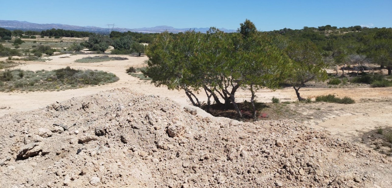 Herverkoop - Land and Plots -
San Fulgencio - La Marina