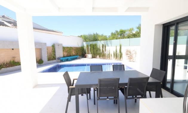 Venta - Villa -
Rojales - La Marquesa