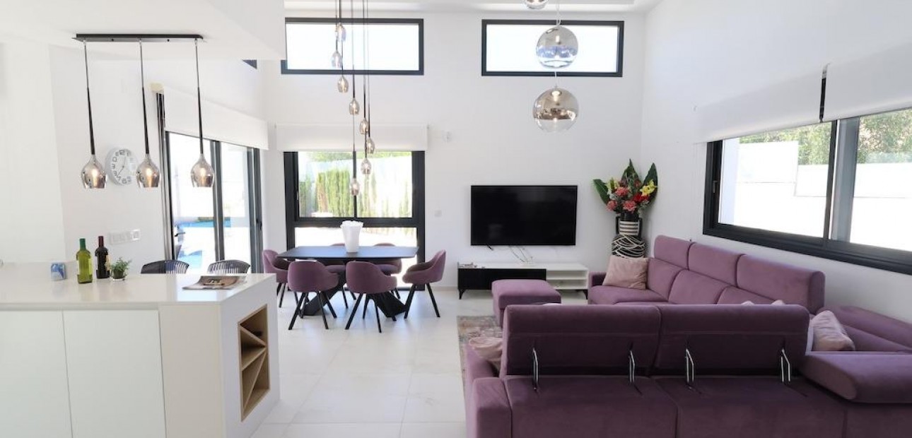 Venta - Villa -
Rojales - La Marquesa