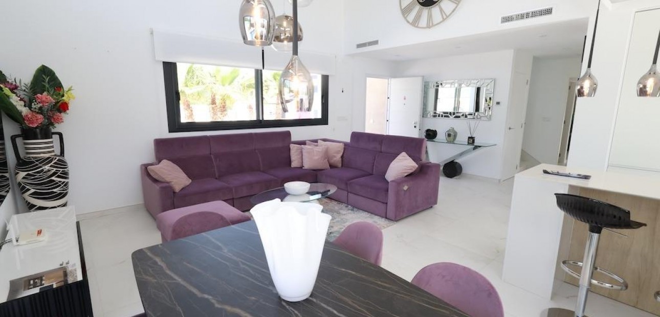 Venta - Villa -
Rojales - La Marquesa