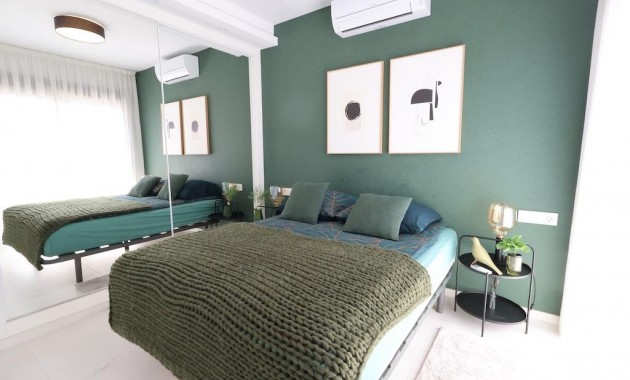 Venta - Villa -
Rojales - La Marquesa