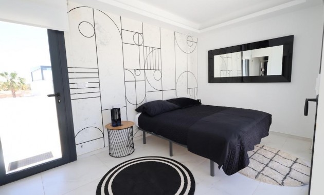 Venta - Villa -
Rojales - La Marquesa