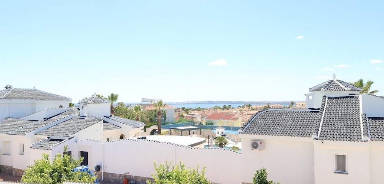 Venta - Villa -
Rojales - La Marquesa