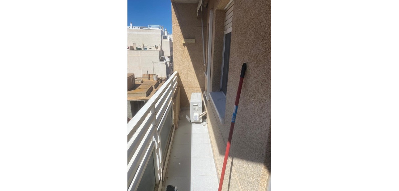 Herverkoop - Appartement / flat -
Torrevieja - torrevieja