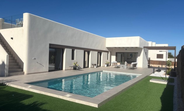 Herverkoop - Detached Villa -
Algorfa - La Finca Golf Resort