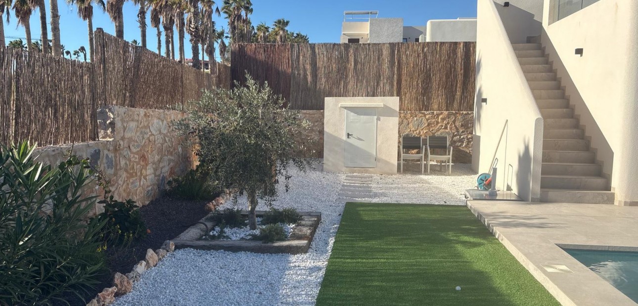 Herverkoop - Detached Villa -
Algorfa - La Finca Golf Resort