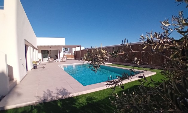 Herverkoop - Detached Villa -
Algorfa - La Finca Golf Resort
