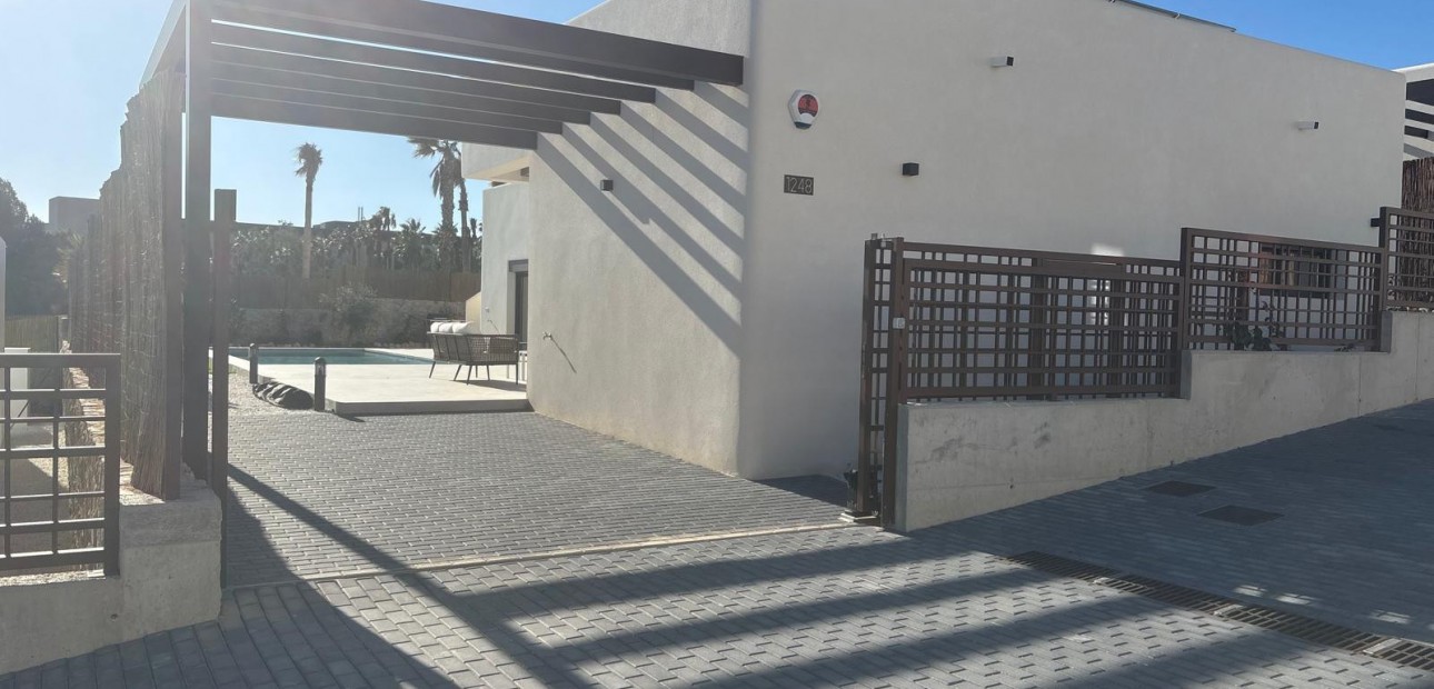 Herverkoop - Detached Villa -
Algorfa - La Finca Golf Resort