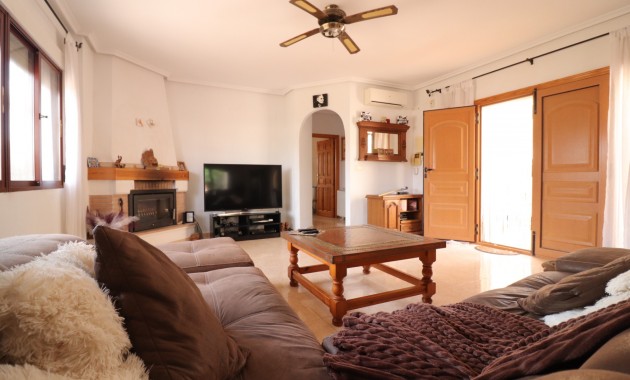 Venta - Detached Villa -
Formentera del Segura - Fincas de La Vega