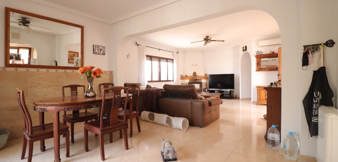 Venta - Detached Villa -
Formentera del Segura - Fincas de La Vega