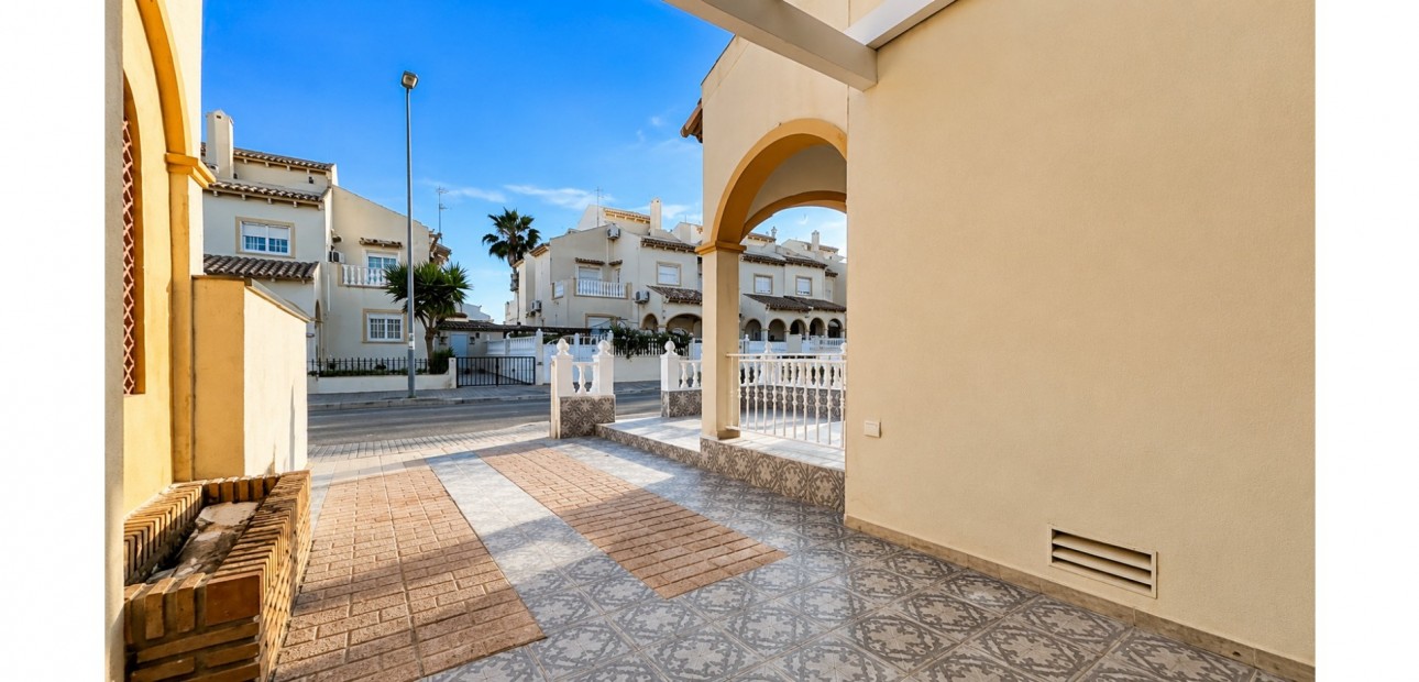 Venta - Adosado -
Orihuela Costa - Playa Flamenca