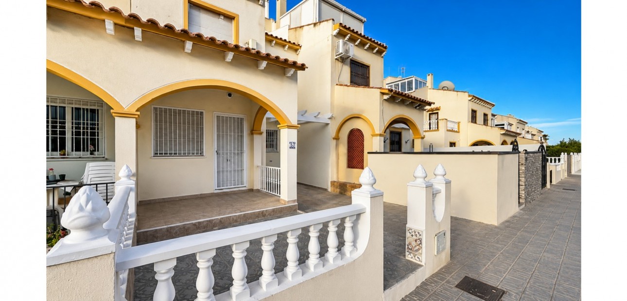 Venta - Adosado -
Orihuela Costa - Playa Flamenca