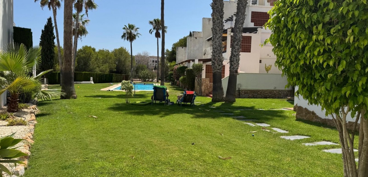 Venta - Apartamento / piso -
Orihuela Costa - Las Ramblas
