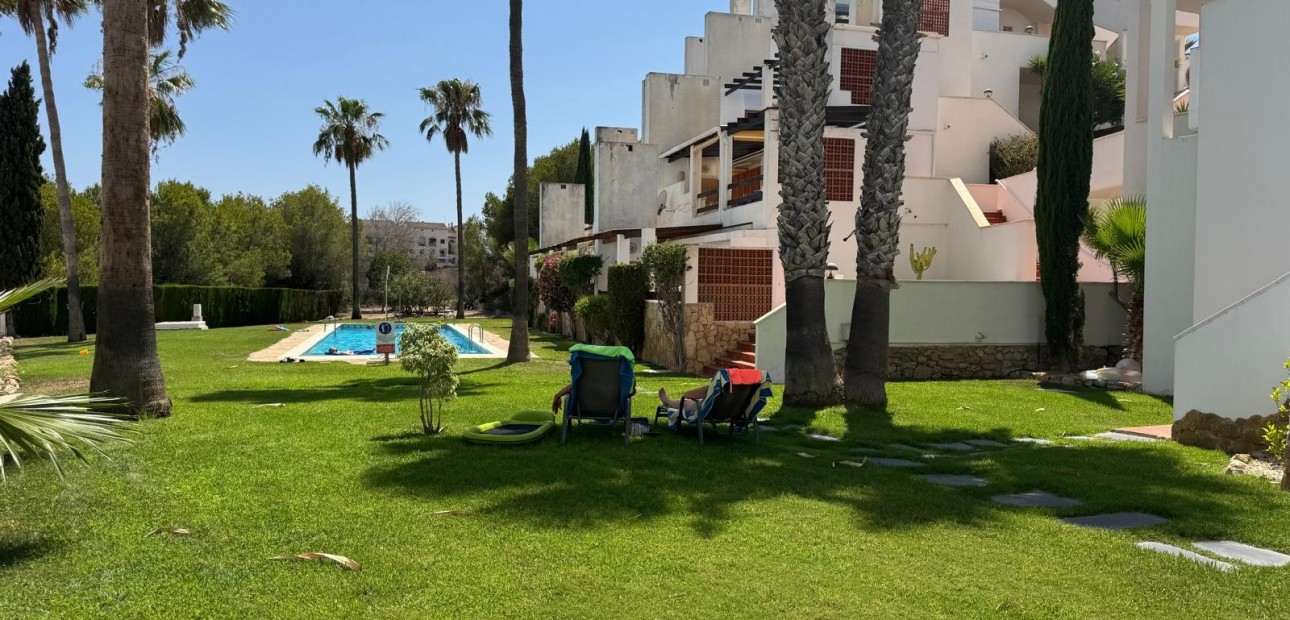 Venta - Apartamento / piso -
Orihuela Costa - Las Ramblas