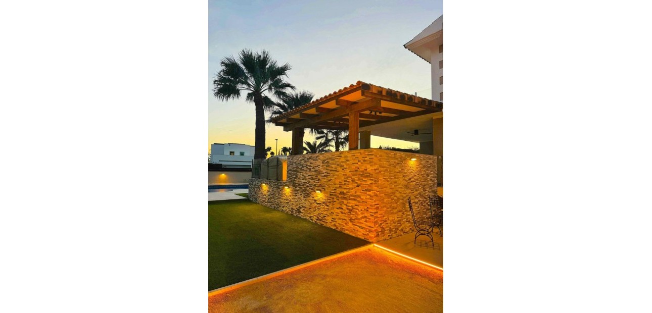 Venta - Detached Villa -
Alfaz del Pi - Alfaz del Pi - Town
