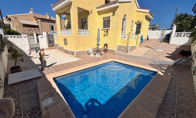 Herverkoop - Detached Villa -
Ciudad Quesada - La Fiesta