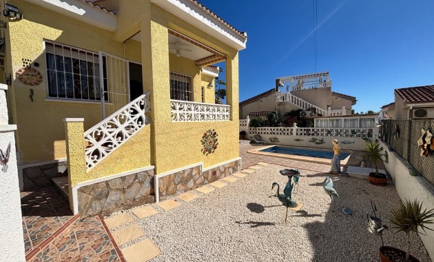 Herverkoop - Detached Villa -
Ciudad Quesada - La Fiesta