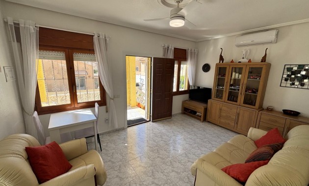 Herverkoop - Detached Villa -
Ciudad Quesada - La Fiesta