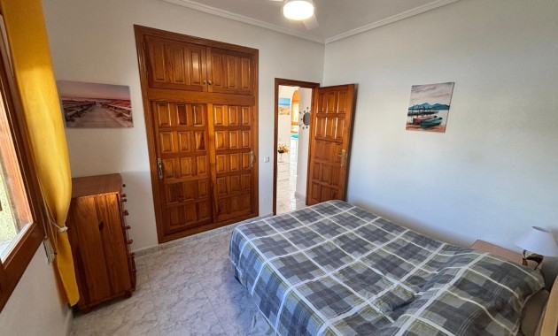 Herverkoop - Detached Villa -
Ciudad Quesada - La Fiesta