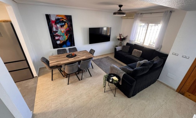 Venta - Adosado -
Orihuela Costa - Lomas de Don Juan
