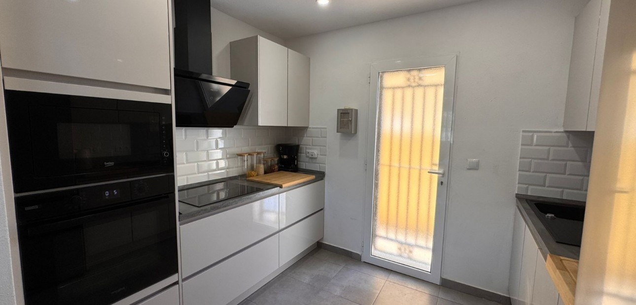 Venta - Adosado -
Orihuela Costa - Lomas de Don Juan