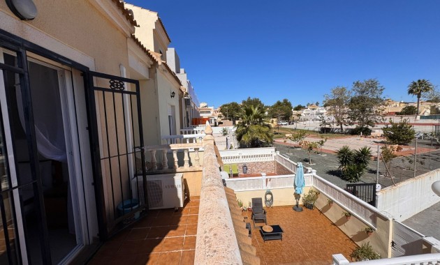 Venta - Adosado -
Orihuela Costa - Lomas de Don Juan