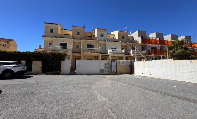 Venta - Adosado -
Orihuela Costa - Lomas de Don Juan