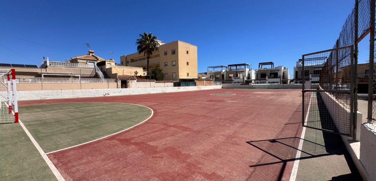 Venta - Adosado -
Orihuela Costa - Lomas de Don Juan