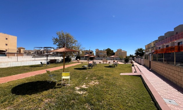 Venta - Adosado -
Orihuela Costa - Lomas de Don Juan