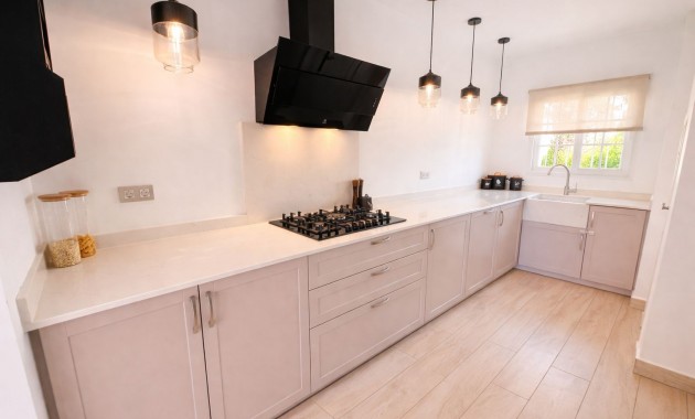Sale - Detached Villa -
Orihuela Costa - Los Dolses