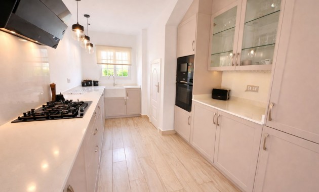 Sale - Detached Villa -
Orihuela Costa - Los Dolses