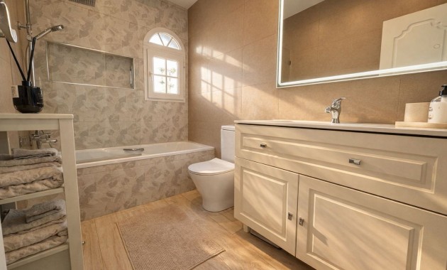 Sale - Detached Villa -
Orihuela Costa - Los Dolses
