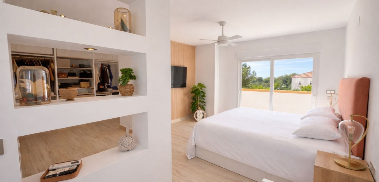 Sale - Detached Villa -
Orihuela Costa - Los Dolses