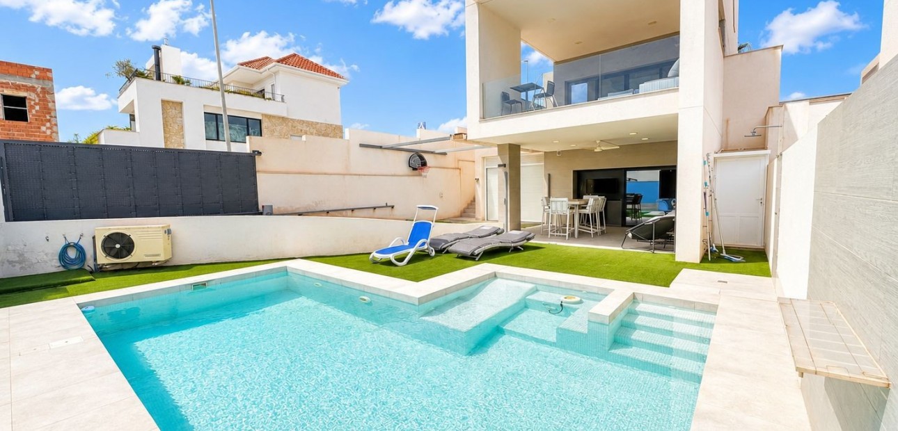 Venta - Detached Villa -
Benijofar - Benijofar - Village