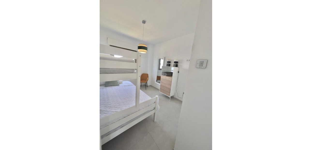 Venta - Apartamento / piso -
Orihuela Costa - Villamartin