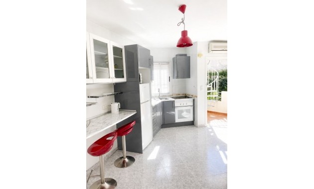 Herverkoop - Appartement / flat -
San Miguel de Salinas - La Cañada - Los Alcores