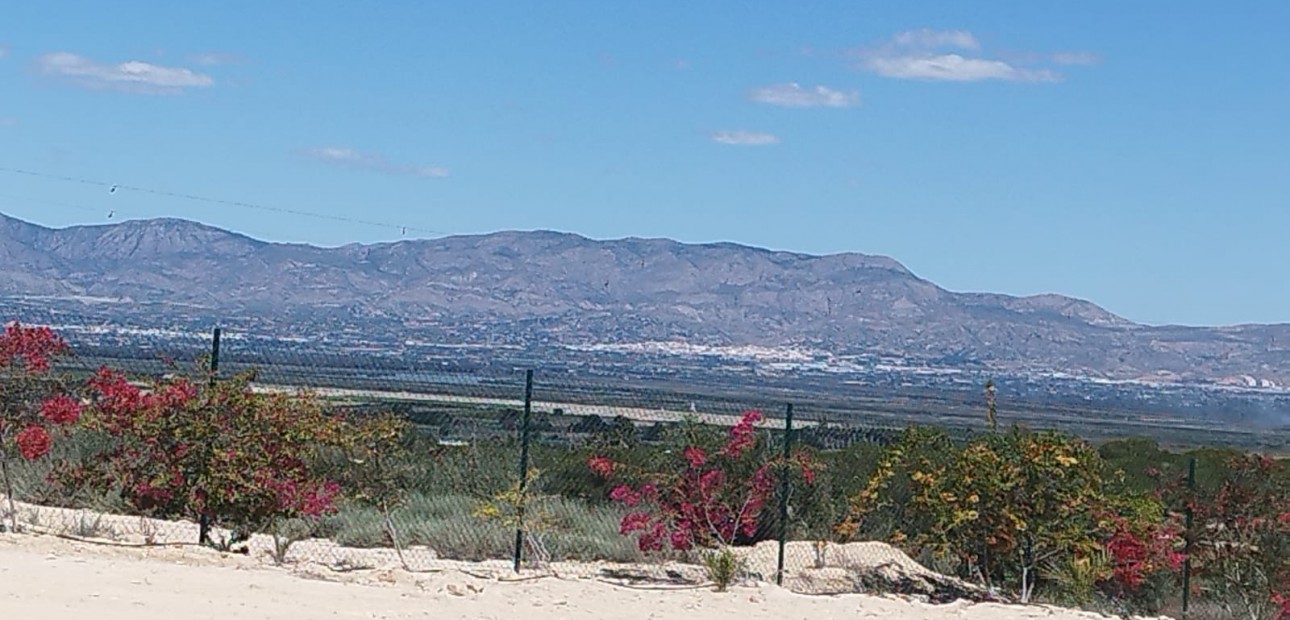 Herverkoop - Land and Plots -
San Fulgencio - La Marina